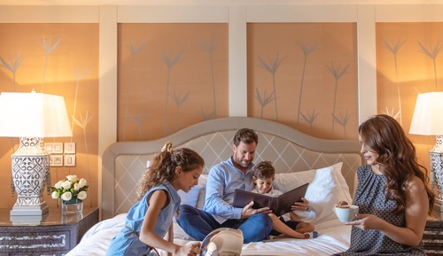 Chambre, 1 très grand lit
