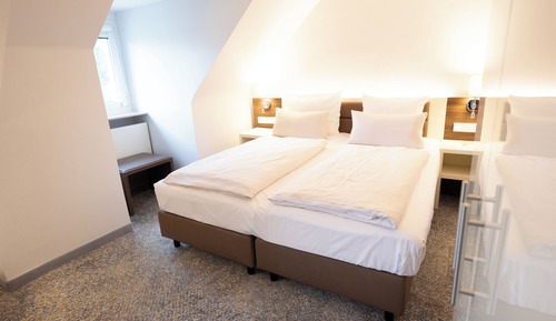 Chambre Simple Confort, 1 lit une place, non-fumeurs, vue lac