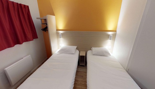 Chambre Standard, 2 lits une place