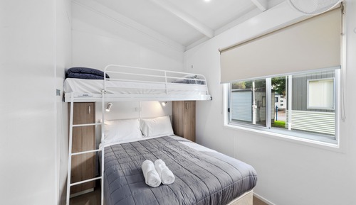 Cabane Deluxe (2BR - 5B)
