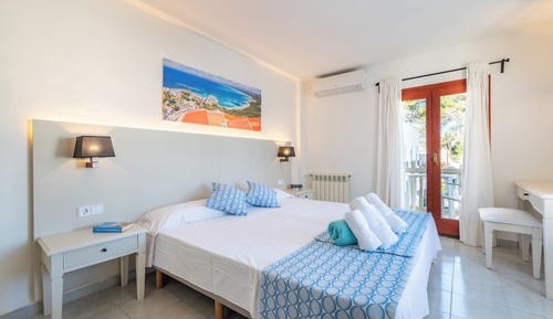 Chambre Double ou avec lits jumeaux, terrasse, vue piscine