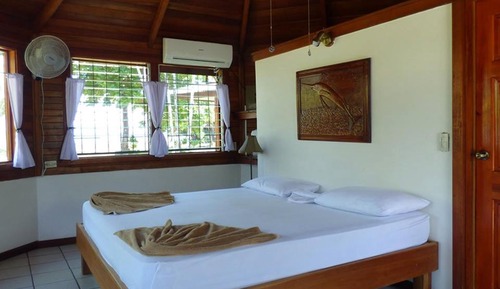 Bungalow Classique, 1 très grand lit, non-fumeurs, vue océan