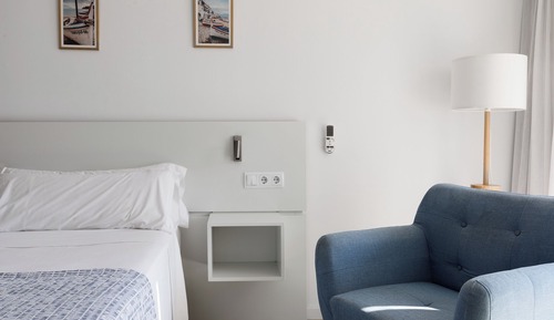 Chambre Double Exclusive, non-fumeurs, vue partielle sur la mer