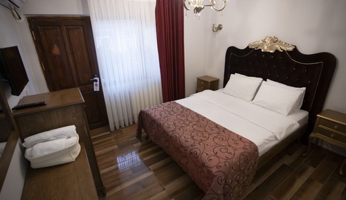 Chambre Économique, 1 lit double, vue jardin