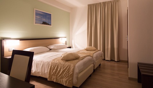 Chambre Standard Double ou avec lits jumeaux