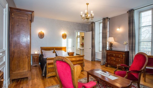 Chambre Double Supérieure, salle de bains privée (au 1 étage)