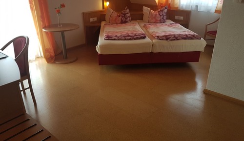 Chambre Double Supérieure, salle de bains privée ( Balkon)