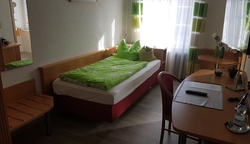 Chambre Simple Économique, salle de bains privée (OG 2 OG 1)