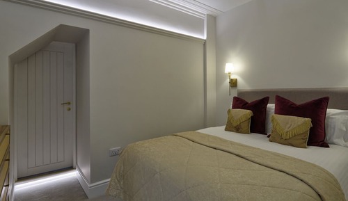 Chambre Double, salle de bains attenante