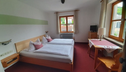 Chambre Double Standard, 1 très grand lit, non-fumeurs, vue vallée