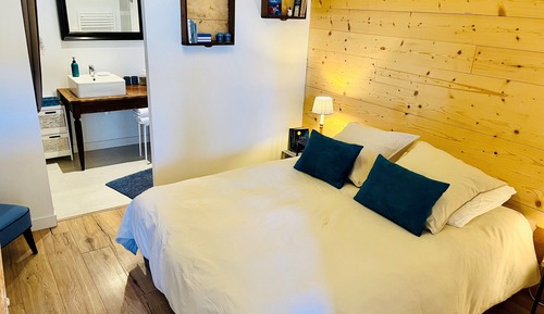 Appartement Confort, 1 grand lit, patio