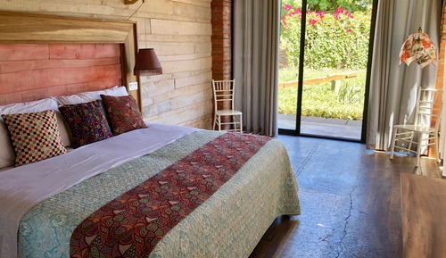 Chambre Quadruple Signature