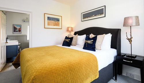 Chambre Familiale, 2 chambres (The Bothy)