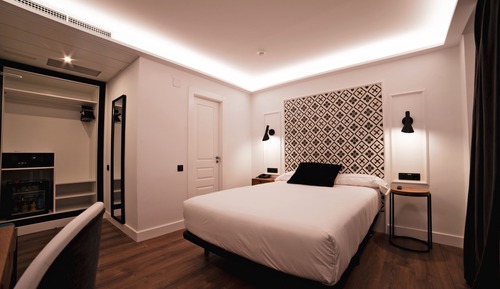 Chambre Double Supérieure, vue ville