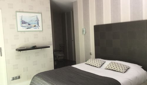 Chambre Double, 1 grand lit