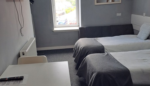Chambre Standard avec lits jumeaux, salle de bains attenante