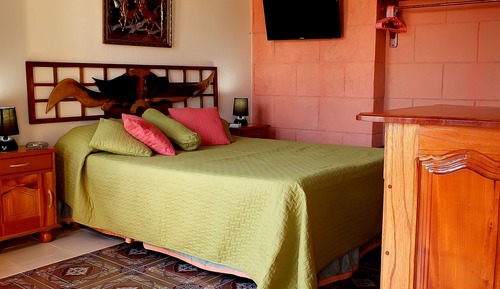 Chambre Ville Double ou avec lits jumeaux, 1 chambre, salle de bains privée