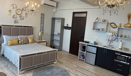 Studio Luxe