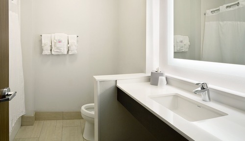 Chambre Standard, 2 grands lits, accessible aux personnes à mobilité réduite (Hearing)