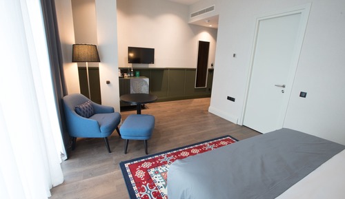 Chambre Premium, 1 grand lit, terrasse, vue ville