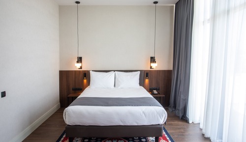 Chambre Premium, 1 grand lit, vue ville