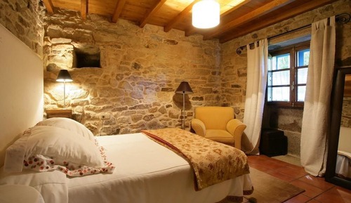 Chambre Double, 1 lit double ou 2 lits jumeaux