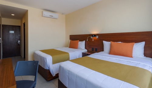 Chambre Supérieure, 2 lits doubles