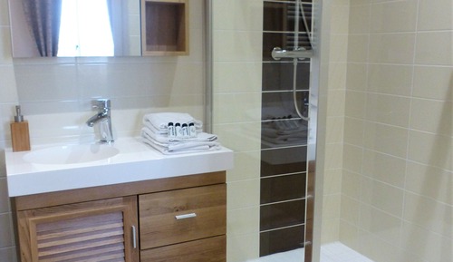 Chambre Deluxe, salle de bains privée