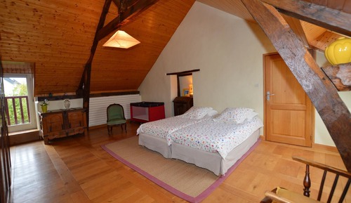 Chambre Triple (Jaune)