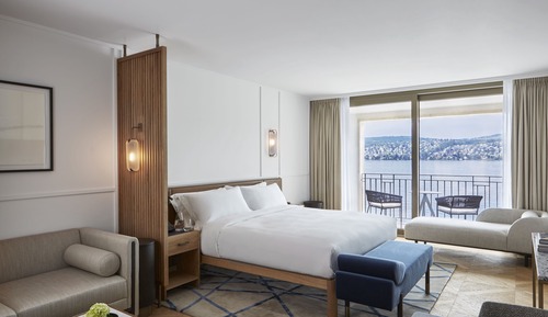 Lakeview Deluxe Studio with Balcony