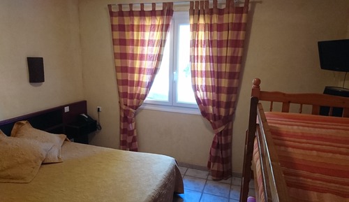 Chambre Familiale