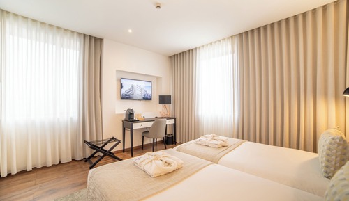 Chambre Double Standard, 2 lits une place