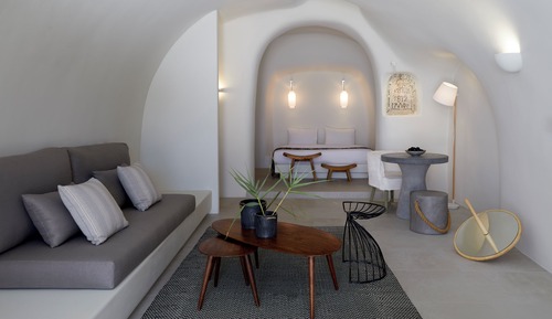 Suite Exécutive, vue cour intérieure (Cave)