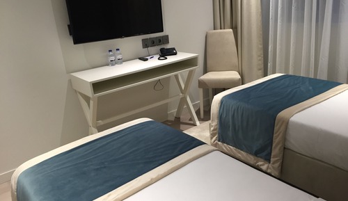 Chambre Ville avec lits jumeaux, 2 lits une place