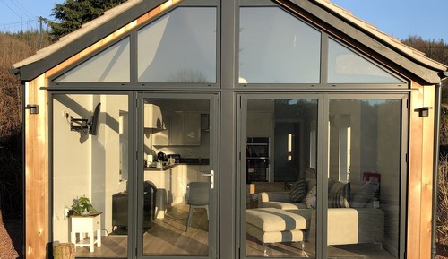 Cottage Supérieur, salle de bains attenante, vue jardin (Skirrid)
