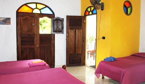 Chambre Quadruple Familiale, plusieurs lits, non-fumeurs, vue ville