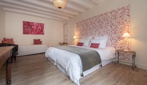 Chambre Triple, salle de bains attenante (Chambre De Diane)