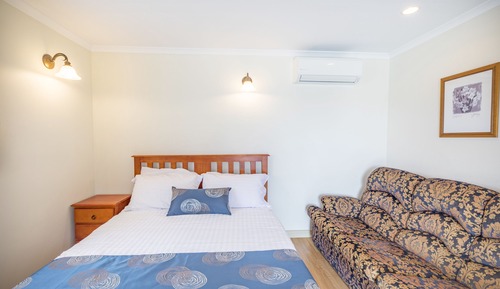 Chambre, plusieurs lits, non-fumeurs, vue baie (Room 24)