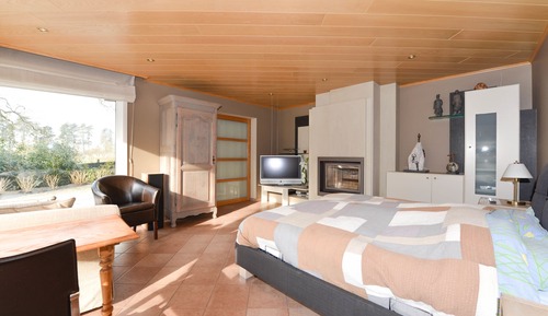 Family Room, Bathtub (La gite)