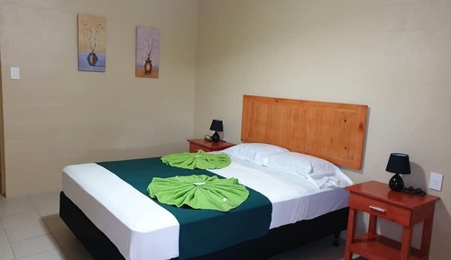 Chambre Double Standard, 1 grand lit, non-fumeurs