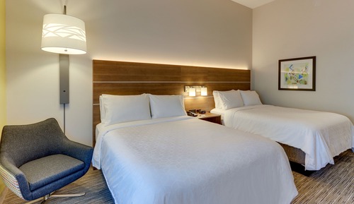 Chambre Standard, 2 grands lits, accessible aux personnes à mobilité réduite (Communication)