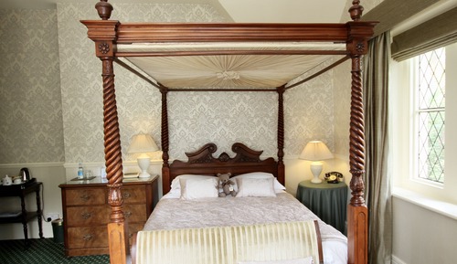 Chambre Double Supérieure (Beech  4 poster)