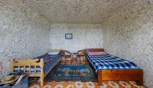 Cabane, 3 lits une place, fumeurs, vue lac