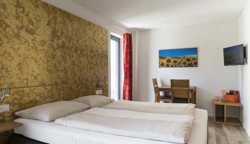 Chambre Double Classique, 1 grand lit, vue cour intérieure