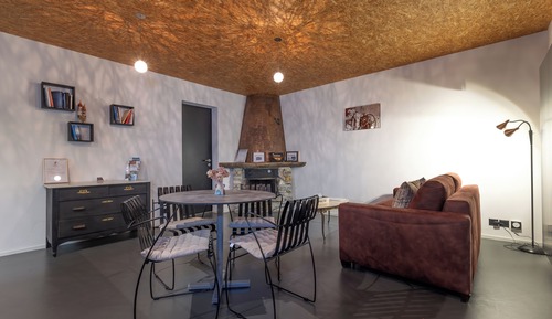 Appartement Design, 1 très grand lit et 1 canapé-lit, non-fumeurs, vue vallée