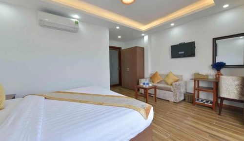 Habitación familiar, balcón, vistas al jardín