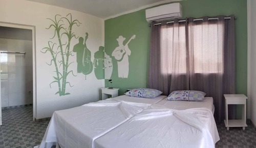 Chambre Triple Confort, non-fumeurs, balcon