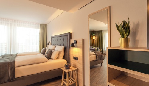 Chambre Premium, 1 grand lit et 1 canapé-lit