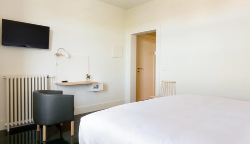 Chambre Double, vue fleuve (6)