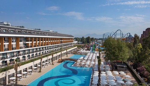 Chambre Double Standard, vue piscine